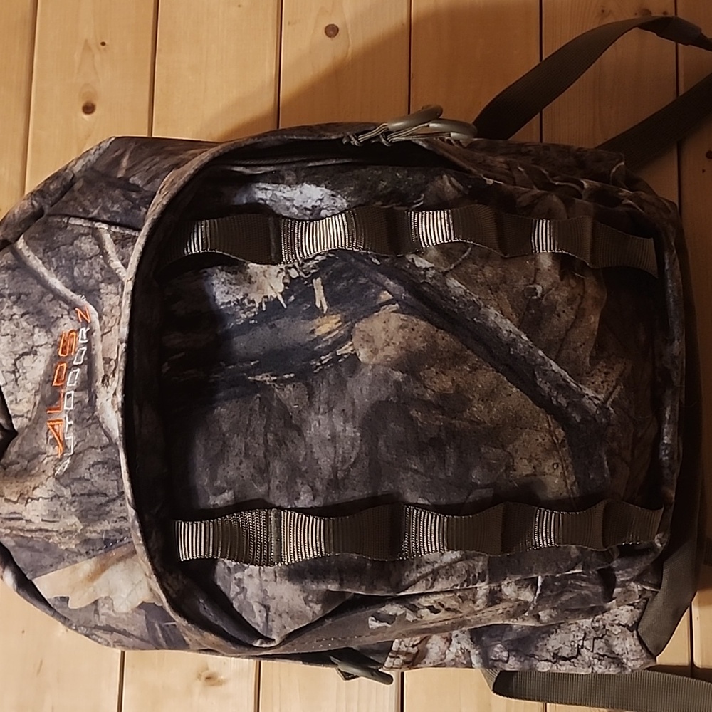 ALPS Outdoorz Backpack Ranger Day Pack - Picture 5 of 8